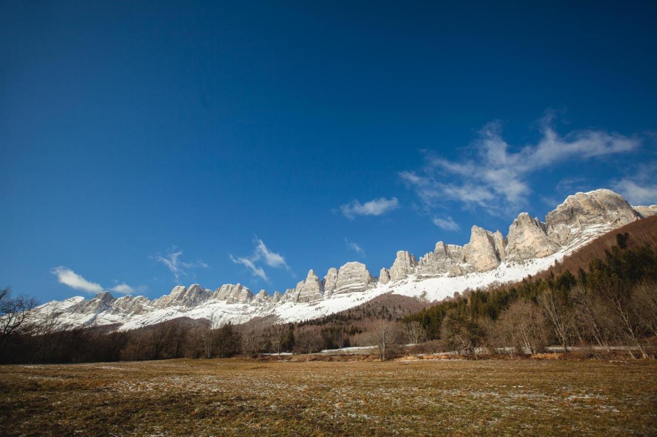 Les chalets de Pré Clos en Vercors Saint-Andéol Exterior foto