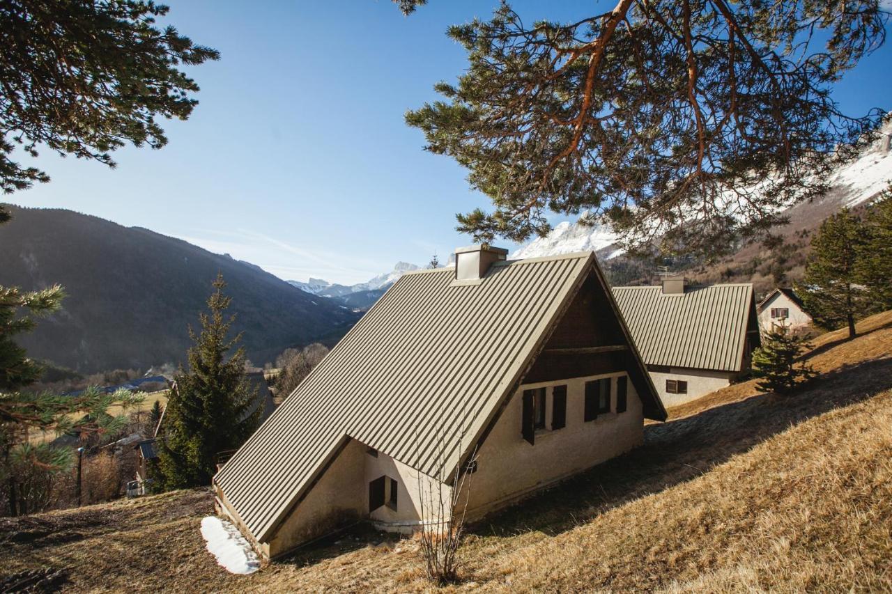 Les chalets de Pré Clos en Vercors Saint-Andéol Exterior foto