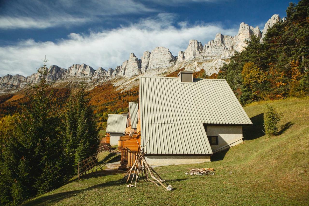 Les chalets de Pré Clos en Vercors Saint-Andéol Exterior foto